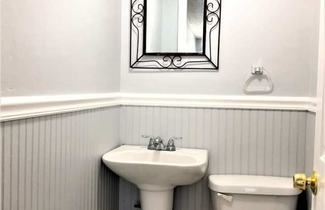5332 Colonial Avenue Gallery 4