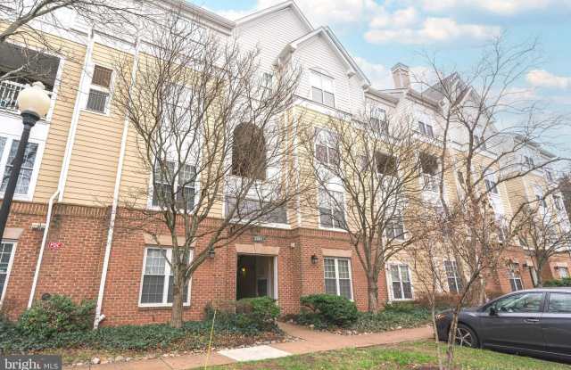 2201 WESTCOURT LANE - 2201 Westcourt Lane, Herndon, VA 20170