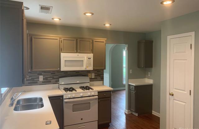7724 Autumnview Court Gallery 2