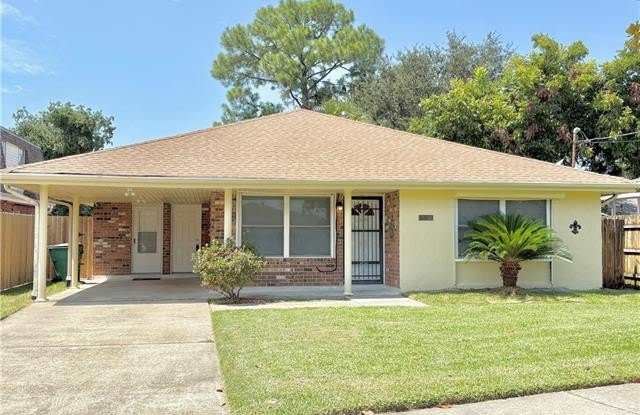 3416 N WOODLAWN Avenue photos photos