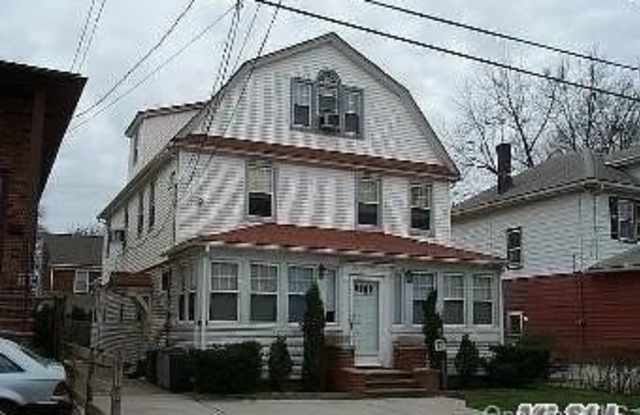 620 Wayne Avenue - 620 Wayne Avenue, New Hyde Park, NY 11040