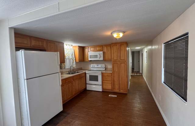 The Shire Mobile Home NE Palm Bay FOR RENT! Gallery 4