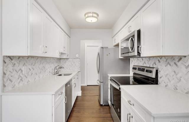 114 Nottingham Road unit: H - 114 Nottingham Road, Westchester County, NY 10507