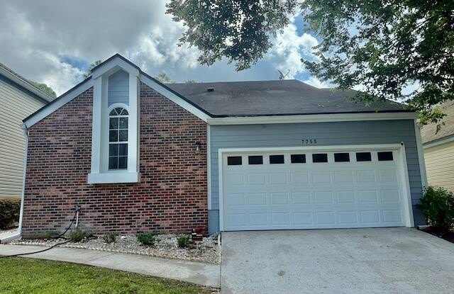 7755 MYSTIC POINT Court E Gallery 2