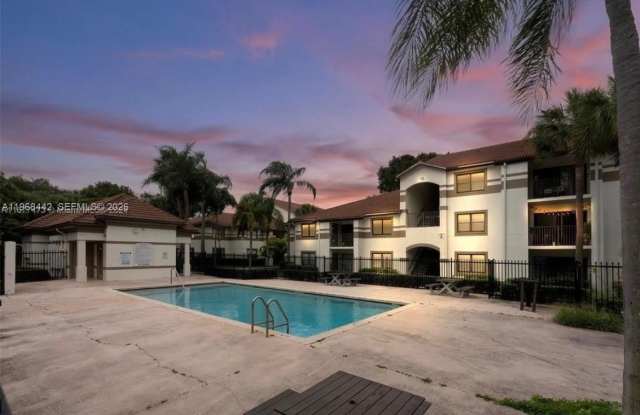 570 S Park Rd photos photos