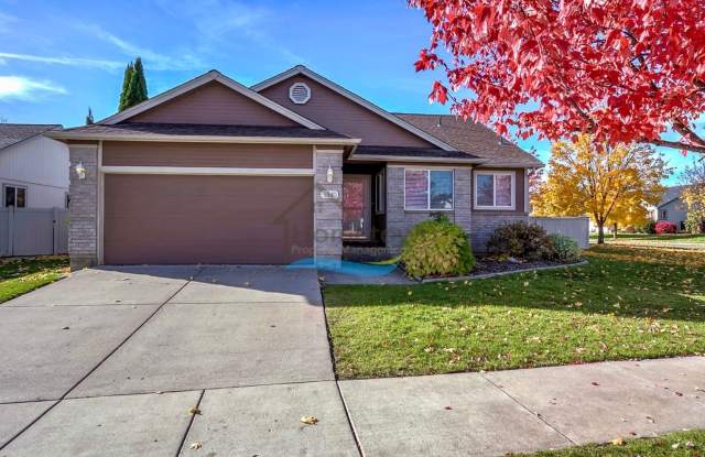 2656-Square Foot Home with 4 Beds and 3 Baths in Coeur d'Alene Place! photos photos