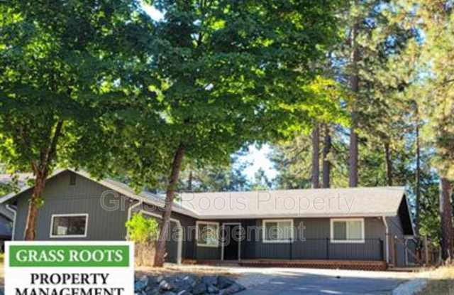 11751 Upper Circle Dr photos photos