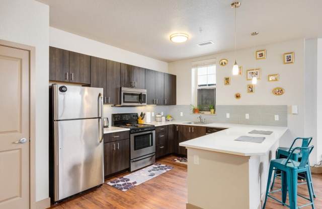 Peregrine Place Apartments photos photos