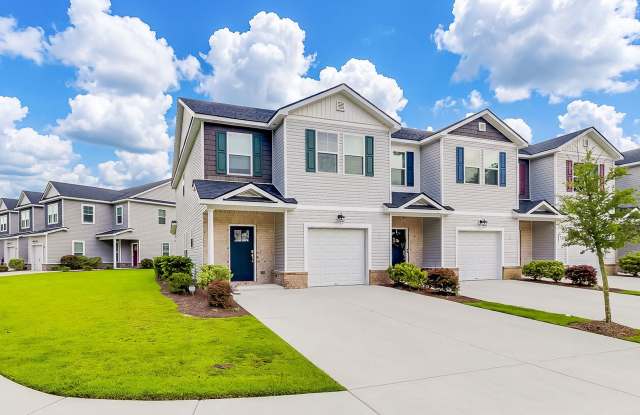 Spacious Georgetown Townhome in Berkeley Walk with Community Pool Gallery 4