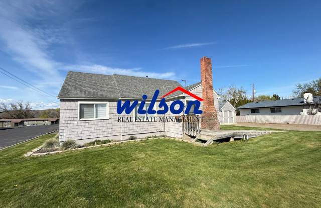 Move-In Ready 3-Bedroom with Fresh Finishes & Basement Space photos photos