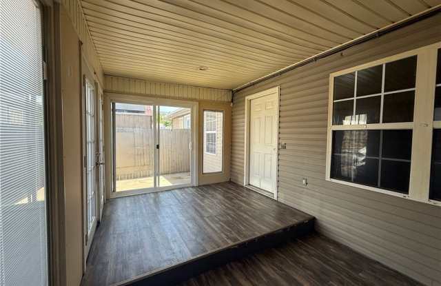 318 E Pickens Road Gallery 3