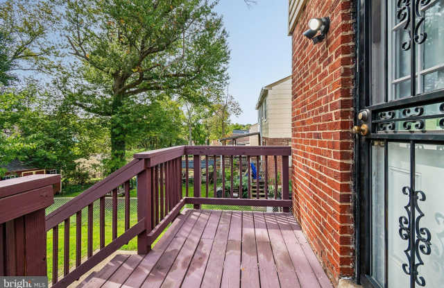 7115 GLENRIDGE Drive Gallery 3