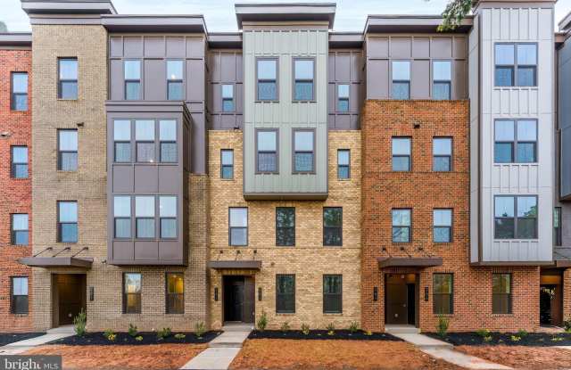 21815 EXPRESS Terrace photos photos