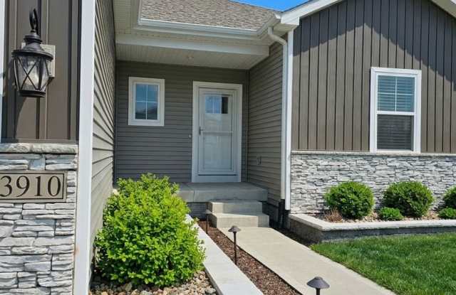 Spacious recently built home just west of Waukee! photos photos