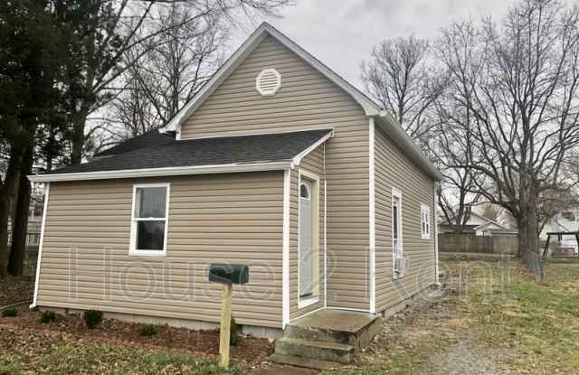 619 S 11th - 619 South 11th Street, Herrin, IL 62948