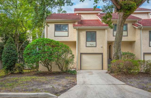 Waterfront Living in Bluewater Bay! Gallery 1