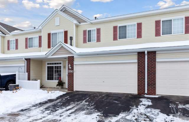 Bailey's Arbor townhome- 2 bed/1.5 bath; Available June 1st. photos photos