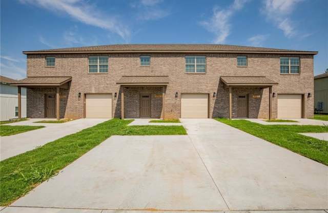 2003 Azlin Place unit: B photos photos