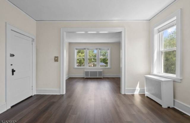 60-62 Elmwood Ave Gallery 2