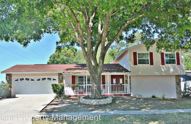 16302 W Course Dr - 16302 West Course Drive, Northdale, FL 33624