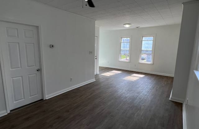 42 Buffum St Gallery 4