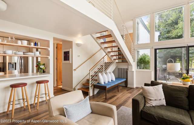 81 Meadows Trustee Road photos photos