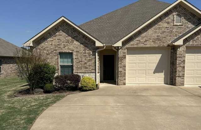 3909 Mobley Cir photos photos