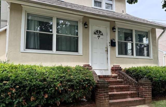 29 E BUCKINGHAM Avenue photos photos