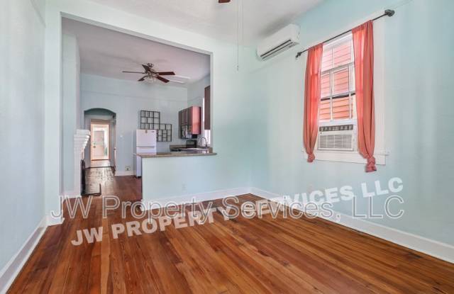 2310-2312 Barracks St. Gallery 3