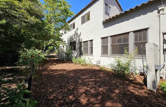 4-Bedroom Single Family Home in Palo Alto-  lease take over photos photos