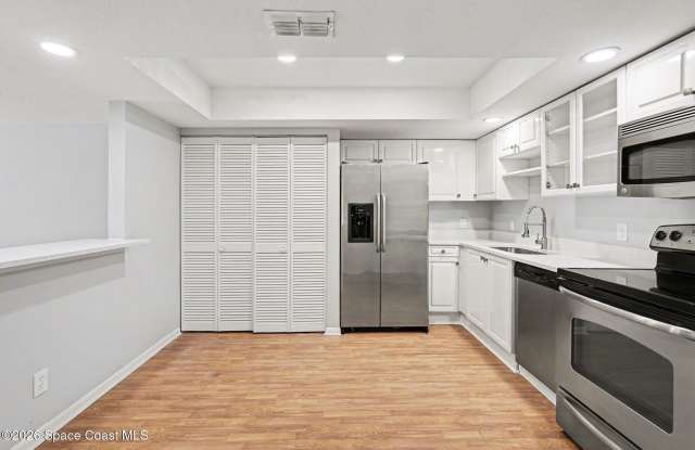 1515 Huntington Lane Gallery 3