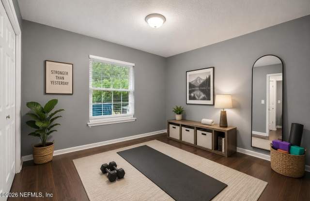 832 HERITAGE LAKES Drive Gallery 3