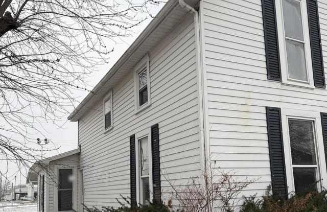 1043 South Bell Street - 1 Gallery 2