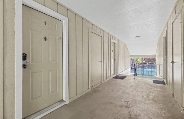 5159 Roswell Road Gallery 4