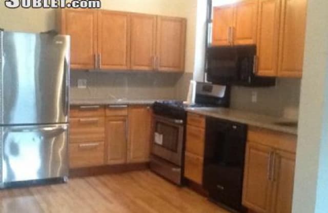 670 East 4 Str - 670 E 4th St, Brooklyn, NY 11218
