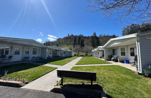 Sunray Terrace Senior Apartments Gallery 4