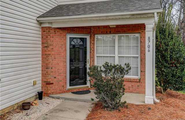 8706 Appledale Drive Gallery 3
