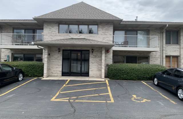 1061 Ashley Court S photos photos