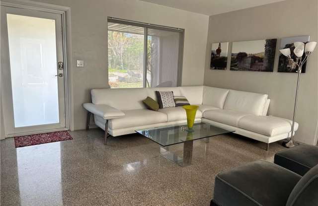 200 NE 29th St - 200 Northeast 29th Street, Wilton Manors, FL 33334