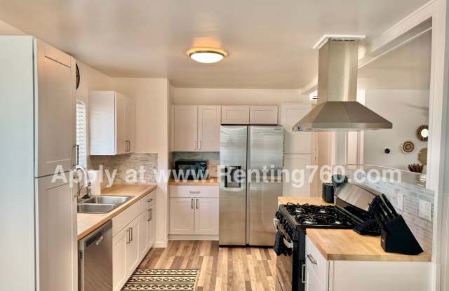 Chic Joshua Tree Retreat with Modern Upgrades photos photos
