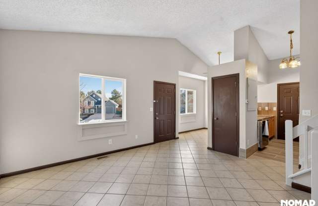 Spacious 4BR House in Aurora photos photos