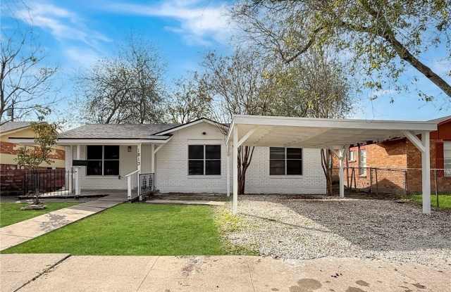 1813 Loritte Drive photos photos