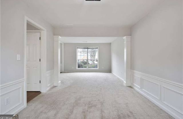 3644 Kentford Lane Gallery 4