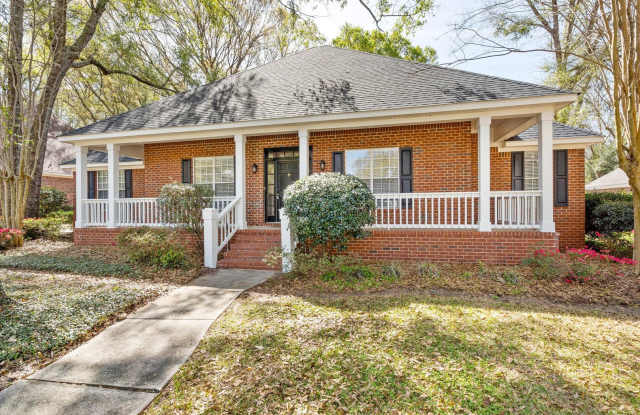 Upcoming Fairhope Listing! - 203 South Drive, Fairhope, AL 36532