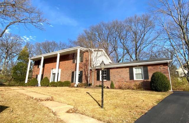 54 Morwood Lane - 54 Morwood Lane, Creve Coeur, MO 63141
