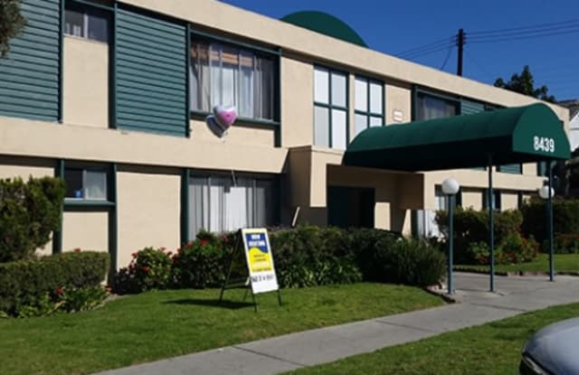 29 8439 Adams St. - 8439 Adams Street, Paramount, CA 90723
