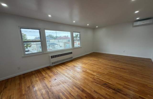 19 Gibson Boulevard Gallery 3