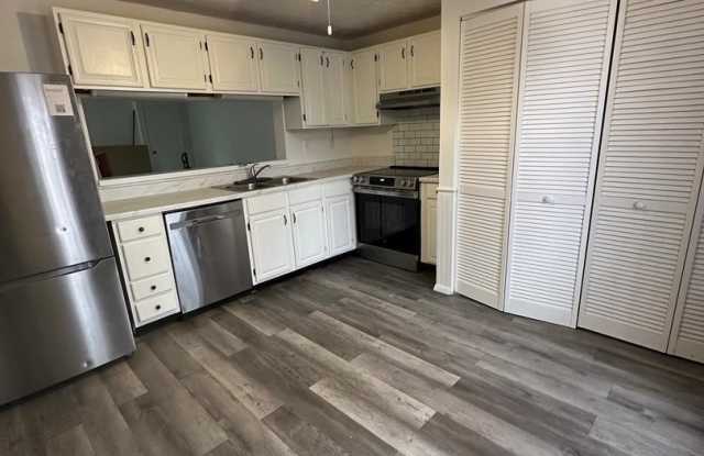19611 TWINFLOWER Circle Gallery 3