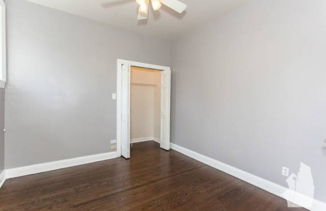 3856 North Southport Ave. Gallery 4