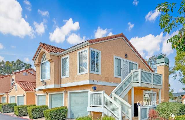 Great 3B/2BA Townhome in Oceanside! - 733 Vista Grande Way, Oceanside, CA 92057